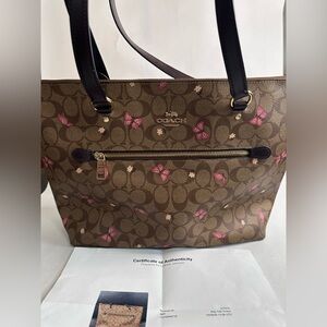 Coach Gallery Tote in Signature Canvas with Butterfly Print with COA